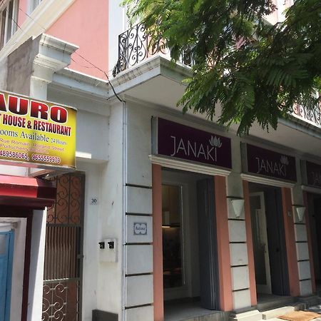 Auro Guest House ปอนดิเชอรี ภายนอก รูปภาพ